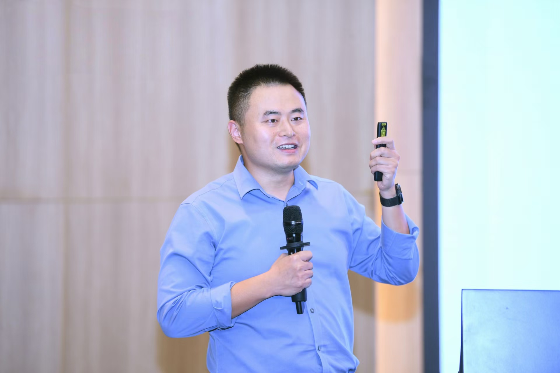 微信图片_20241030142717.jpg